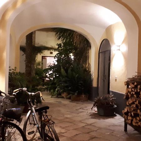 Bed and Breakfast Dépendance Royale Caserta Exterior foto