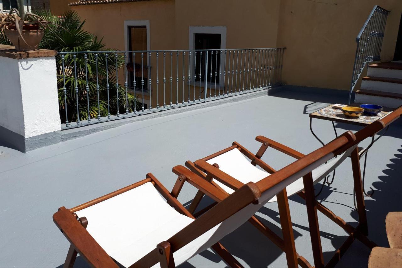 Bed and Breakfast Dépendance Royale Caserta Exterior foto