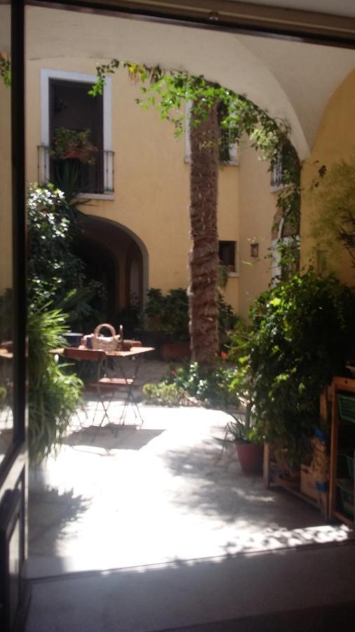 Bed and Breakfast Dépendance Royale Caserta Exterior foto