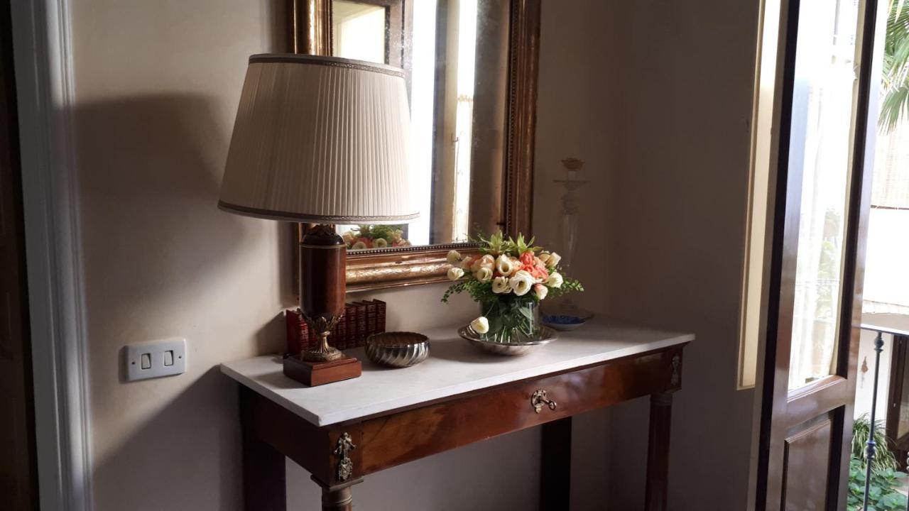 Bed and Breakfast Dépendance Royale Caserta Exterior foto