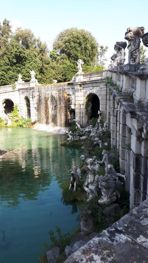 Bed and Breakfast Dépendance Royale Caserta Exterior foto